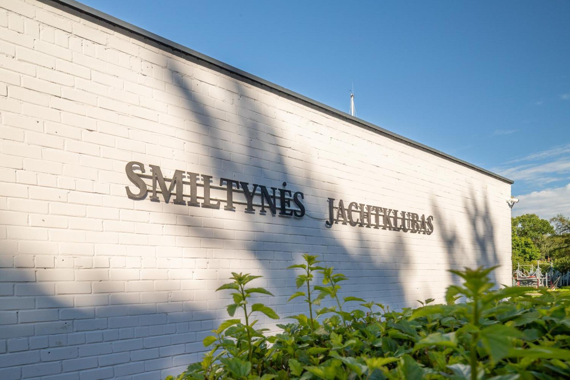 Smiltynes Jachtklubas Hotel Klaipeda Exterior photo