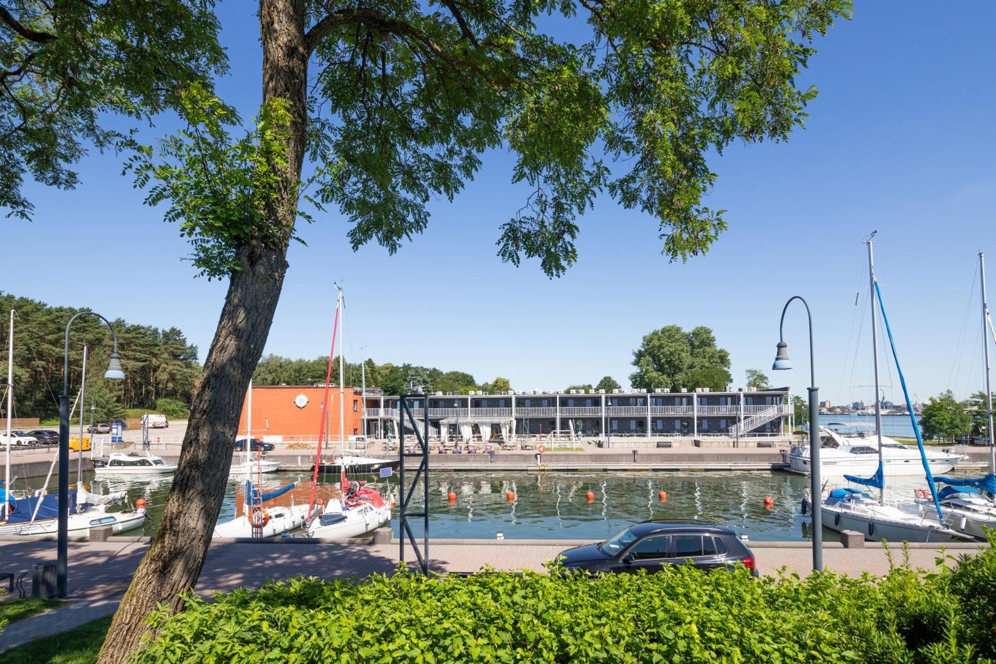 Smiltynes Jachtklubas Hotel Klaipeda Exterior photo